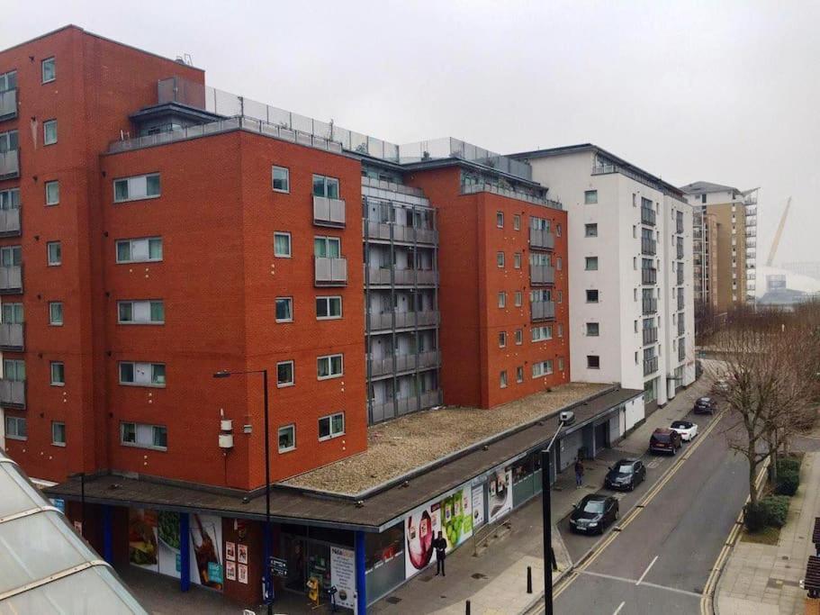 1 Bedroom Flat Near Excel, O2, Canary Wharf - London Londres Exterior foto