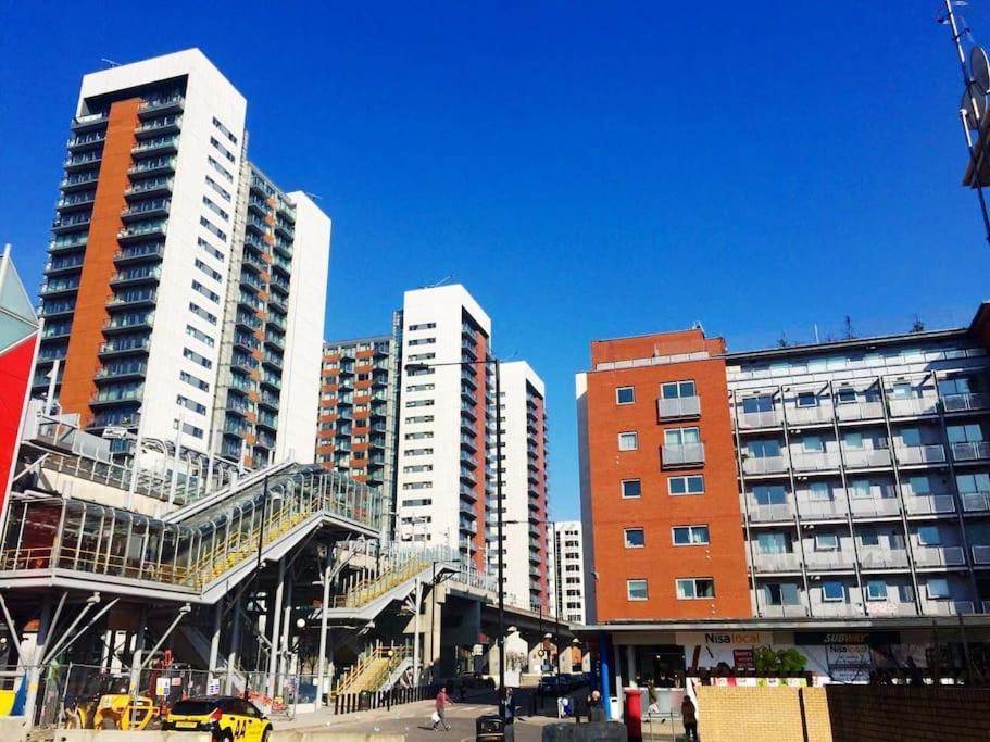 1 Bedroom Flat Near Excel, O2, Canary Wharf - London Londres Exterior foto
